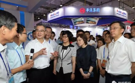 王清憲書記鼓勵軟控智能制造取得新突破