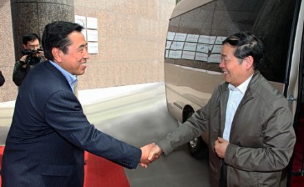 工信部副部長楊學山一行到國家輪胎中心考察